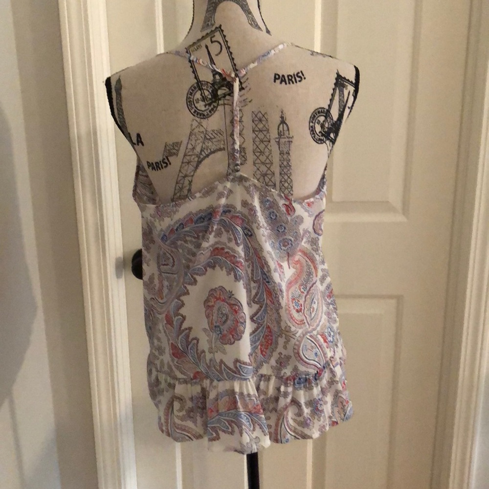 Tank - Picture 2 of 5